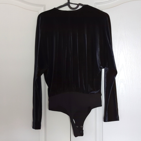 Dynamite (XS) bodysuit - Picture 2 of 4